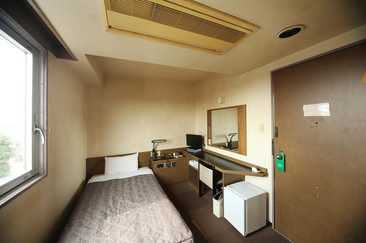 Isesaki Harvest Hotel Екстериор снимка